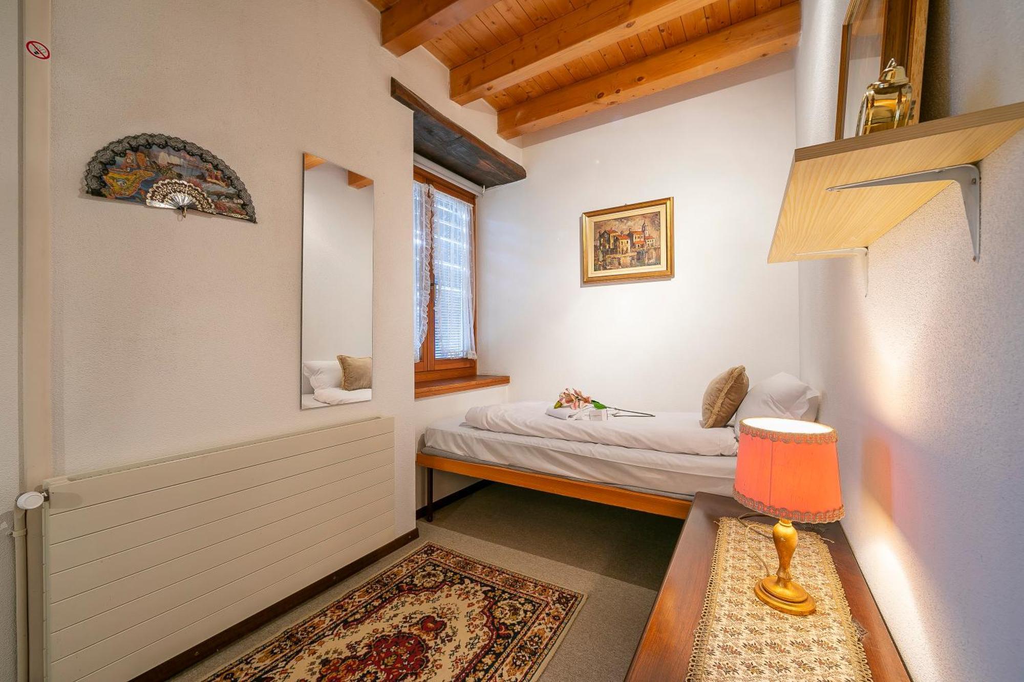 Ca' Pinina - Happy Rentals Sonvico Bagian luar foto